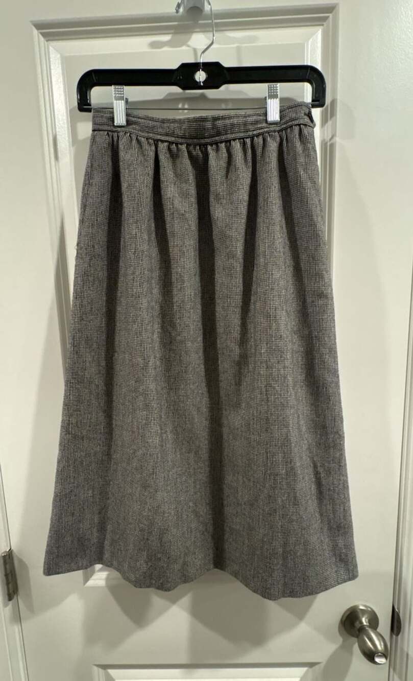 Vintage Evan-Picone Houndstooth Midi Skirt Size 8 Gray Black Wool Blend
